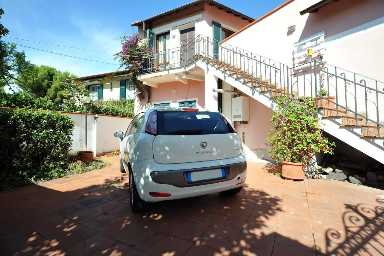 Holiday home Casa Con Grande Terrazza, Ac, Wifi, Posto Auto E Vicino Al Mare Villa Imperia Italy