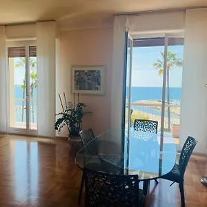 Apartment Brezza Di Mare